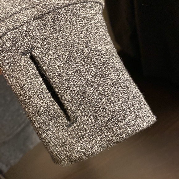 Lululemon Scuba Hoodie - Picture 8 of 8